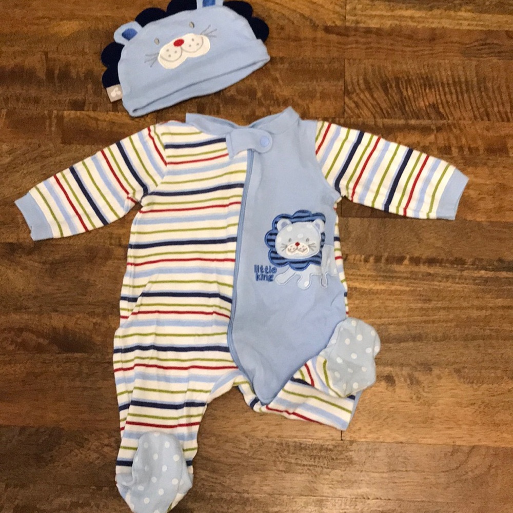Baby boy NB lion sleeper
